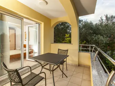 Ferienwohnung für 2 Personen (30 m²) in Okrug Gornji 4/10