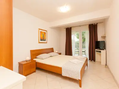 Ferienwohnung für 2 Personen (30 m²) in Okrug Gornji 10/10