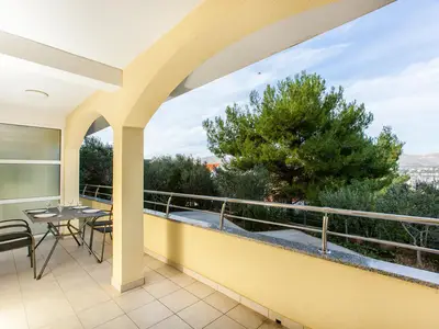Ferienwohnung für 5 Personen (60 m²) in Okrug Gornji 8/10