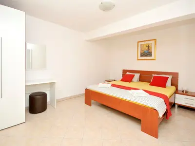 Ferienwohnung für 4 Personen (40 m²) in Okrug Gornji 4/10