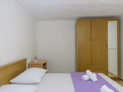 Ferienwohnung für 2 Personen (33 m²) in Okrug Gornji 7/10