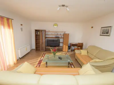 Ferienwohnung für 4 Personen (100 m²) in Okrug Gornji 4/10