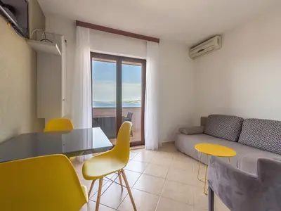 Ferienwohnung für 4 Personen (40 m²) in Okrug Gornji 3/10