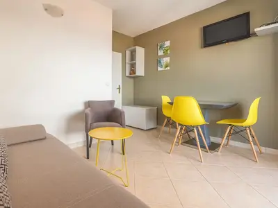 Ferienwohnung für 4 Personen (40 m²) in Okrug Gornji 4/10