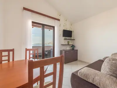 Ferienwohnung für 4 Personen (40 m²) in Okrug Gornji 4/10