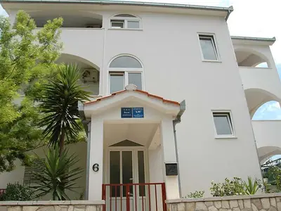 Ferienwohnung für 3 Personen (40 m²) in Okrug Gornji 3/10