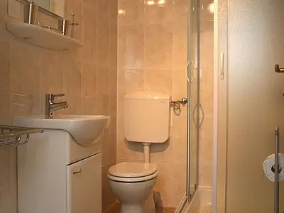 Ferienwohnung für 3 Personen (40 m²) in Okrug Gornji 6/10