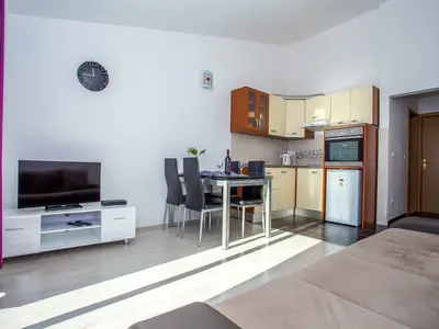Ferienwohnung für 4 Personen (40 m²) in Okrug Gornji 9/10