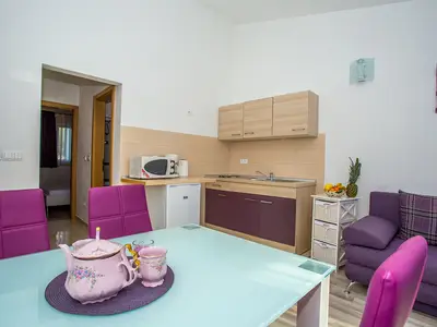 Ferienwohnung für 4 Personen (40 m²) in Okrug Gornji 5/10