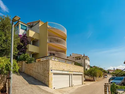 Ferienwohnung für 4 Personen (60 m²) in Okrug Gornji 6/10