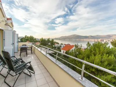 Ferienwohnung für 6 Personen (100 m²) in Okrug Gornji 5/10