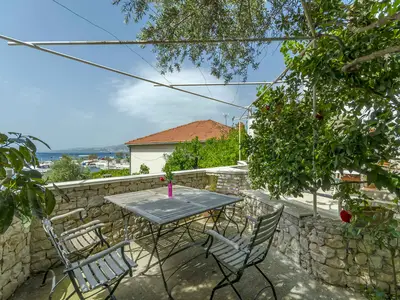 Ferienwohnung für 4 Personen (50 m²) in Okrug Gornji 1/10