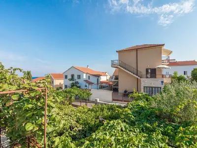 Ferienwohnung für 5 Personen (80 m²) in Okrug Gornji 4/10