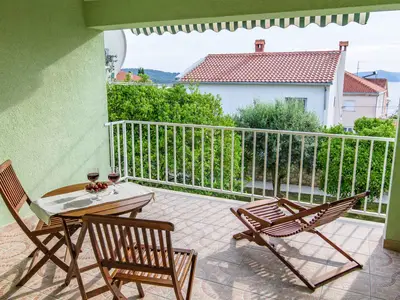 Ferienwohnung für 6 Personen (100 m²) in Okrug Gornji 5/10