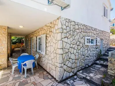 Ferienwohnung für 3 Personen (30 m²) in Okrug Gornji 5/10