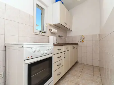 Ferienwohnung für 4 Personen (52 m²) in Okrug Gornji 1/6