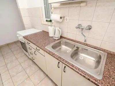 Ferienwohnung für 4 Personen (52 m²) in Okrug Gornji 2/6