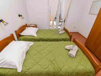 Ferienwohnung für 4 Personen (52 m²) in Okrug Gornji 3/6