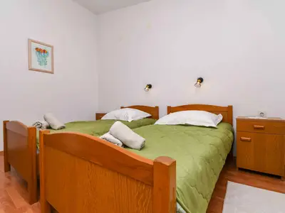 Ferienwohnung für 4 Personen (52 m²) in Okrug Gornji 4/6