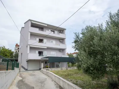 Ferienwohnung für 4 Personen (100 m²) in Okrug Gornji 7/10