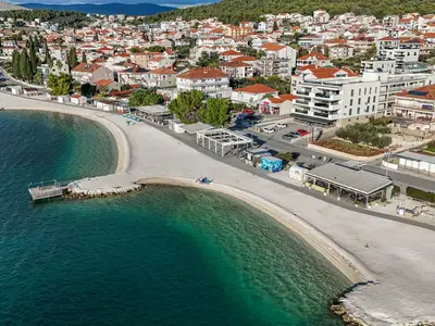 Ferienwohnung für 8 Personen (100 m²) in Okrug Gornji 3/10