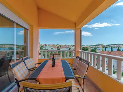 Ferienwohnung für 8 Personen (100 m²) in Okrug Gornji 5/10