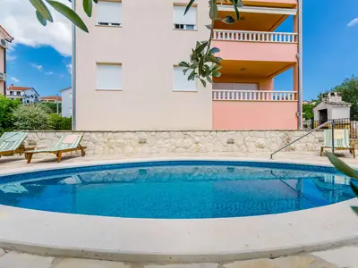 Ferienwohnung für 8 Personen (100 m²) in Okrug Gornji 7/10