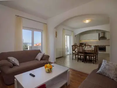 Ferienwohnung für 4 Personen (100 m²) in Okrug Gornji 5/10