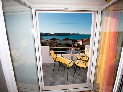 Ferienwohnung für 4 Personen (100 m²) in Okrug Gornji 4/10