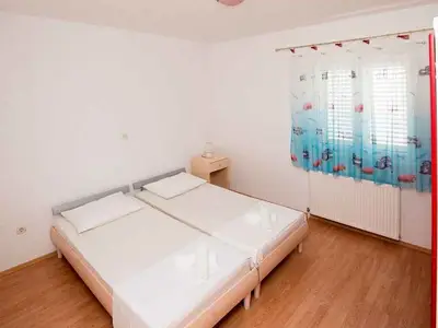 Ferienwohnung für 4 Personen (100 m²) in Okrug Gornji 10/10