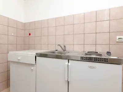 Ferienwohnung für 2 Personen (25 m²) in Okrug Gornji 9/10