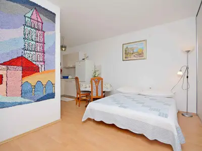 Ferienwohnung für 2 Personen (40 m²) in Okrug Gornji 9/10