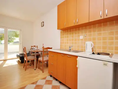 Ferienwohnung für 2 Personen (23 m²) in Okrug Gornji 6/10