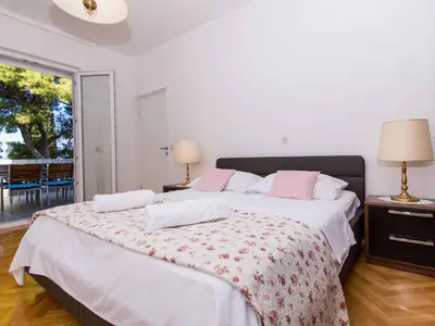 Ferienwohnung für 8 Personen (180 m²) in Okrug Gornji 7/10