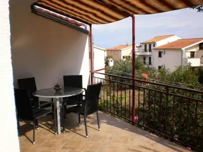 Ferienwohnung für 4 Personen (30 m²) in Okrug Gornji 2/10