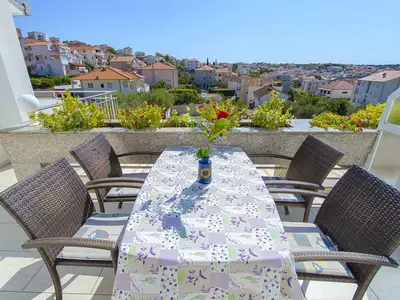 Ferienwohnung für 5 Personen (60 m²) in Okrug Gornji 3/10