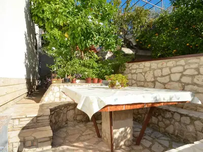 Ferienwohnung für 5 Personen (56 m²) in Okrug Gornji 4/10