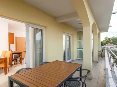 Ferienwohnung für 4 Personen (40 m²) in Okrug Gornji 3/10