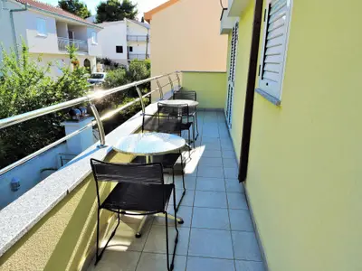 Ferienwohnung für 4 Personen (40 m²) in Okrug Gornji 3/10