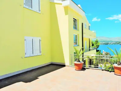 Ferienwohnung für 4 Personen (40 m²) in Okrug Gornji 3/10