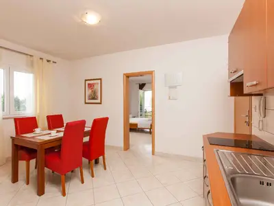 Ferienwohnung für 4 Personen (40 m²) in Okrug Gornji 8/10