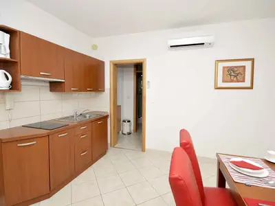 Ferienwohnung für 4 Personen (40 m²) in Okrug Gornji 9/10