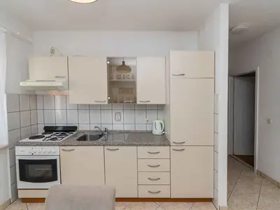 Ferienwohnung für 3 Personen (40 m²) in Okrug Gornji 7/10