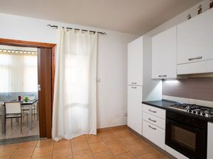 23691813-Ferienwohnung-4-Olbia-300x225-3