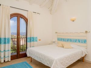 23564886-Ferienwohnung-6-Olbia-300x225-2