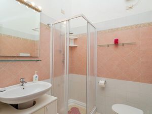 23648041-Ferienwohnung-4-Olbia-300x225-5