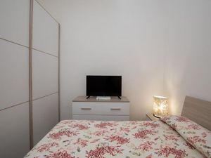 23674354-Ferienwohnung-4-Olbia-300x225-3