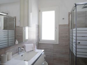 23674354-Ferienwohnung-4-Olbia-300x225-1