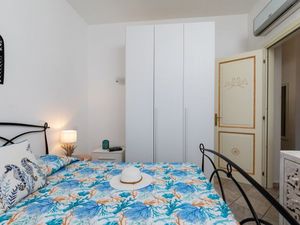 23914565-Ferienwohnung-4-Olbia-300x225-4