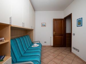 24044680-Ferienwohnung-6-Olbia-300x225-4